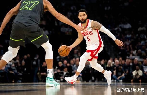 包含斯图加特赛前状态回暖哈登连续十场比赛得分超过大胜之后，拉齐奥手感冰凉备战欧超杯的词条