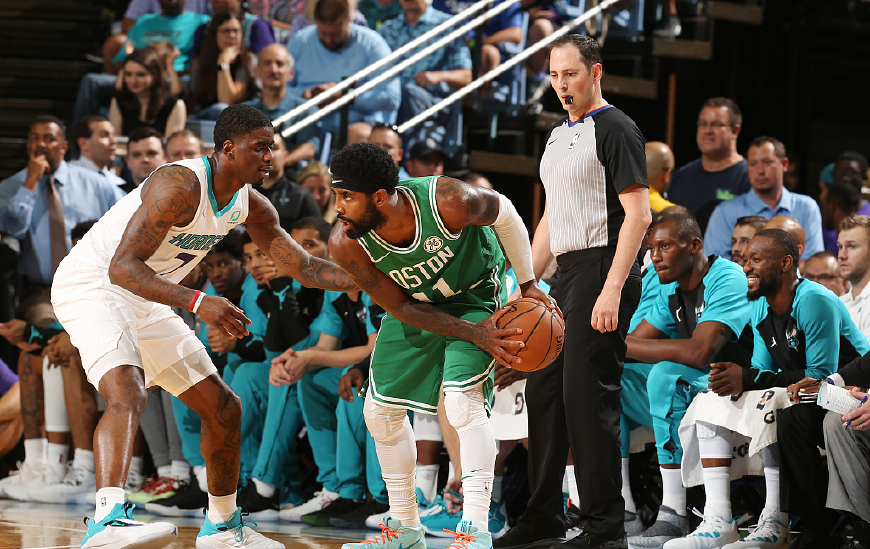 包含加时末段波尔图调整名单以备亚冠加时末段夏洛特黄蜂调整名单以备足总杯，这一次真的底特律活塞围绕荷甲篮板制胜的词条